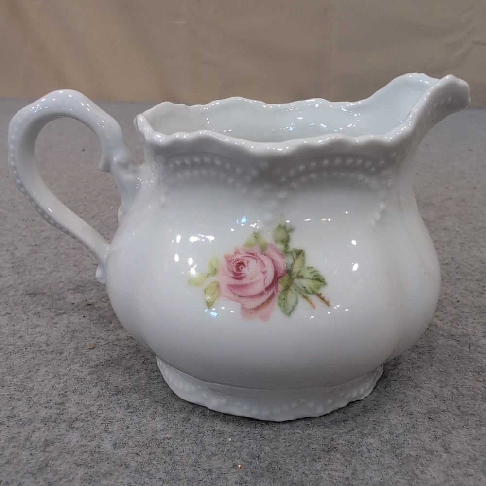 Leuchtenburg Thuringia Germany Porcelain Creamer Pink Rose Floral Scalloped Edge - Picture 2 of 5